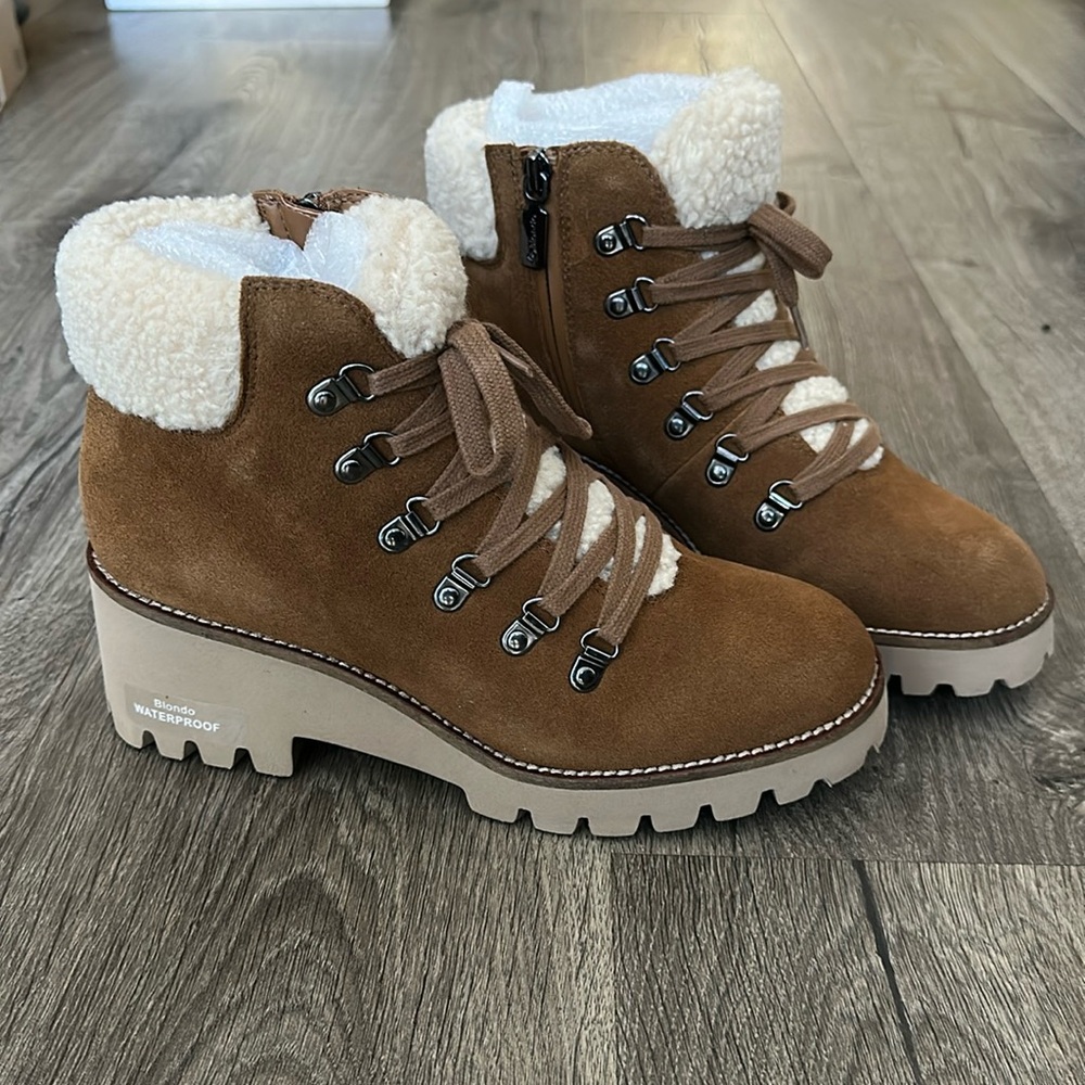 Blondo Devin Waterproof Bootie women’s camel suede 7 1/2